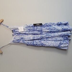NWT Daily Look Blue and White Pattern Sleeveless Romper Size S